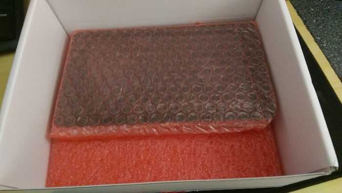 [picture of the screen in bubble wrap]